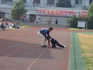 校运动会中感人一刻