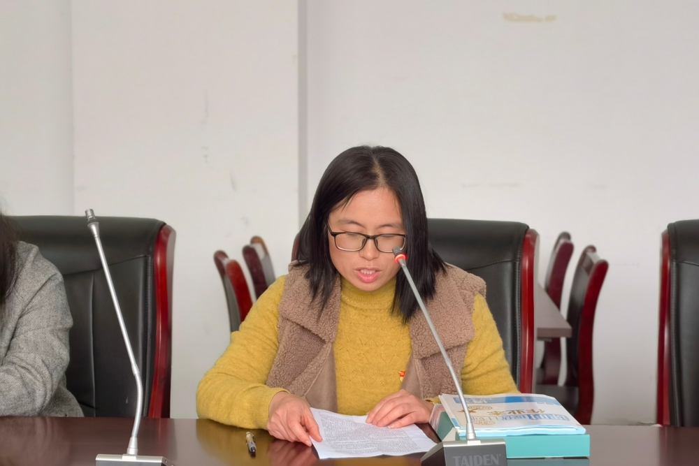 姚建惠和大家共同学习